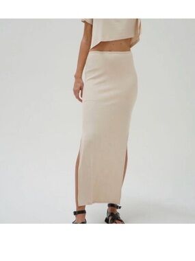 LNA Steph Rib Midi Skirt Cream